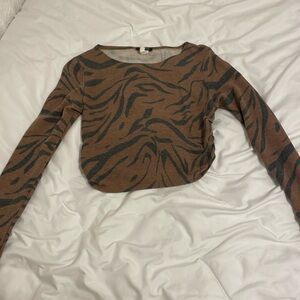 Tiger print long sleeve top